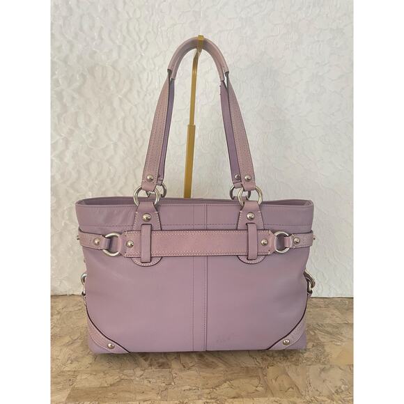Coach Purse: 13236 light purple Carly expandable Leather Shoulder Bag - Picture 2 of 10